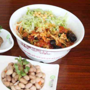 柴三小面馆加盟