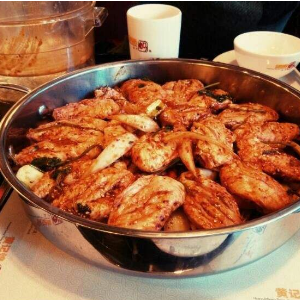 一品黄记煌三汁焖锅加盟