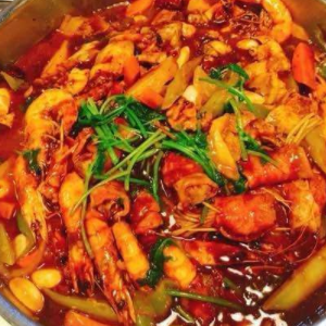 皇满福三汁焖锅