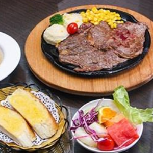 豪客来牛排西餐