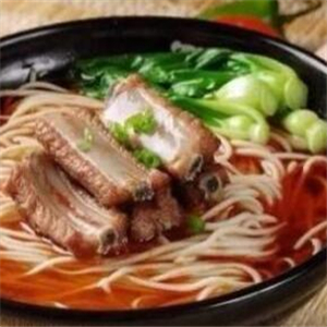 老坛酸豆角排骨面