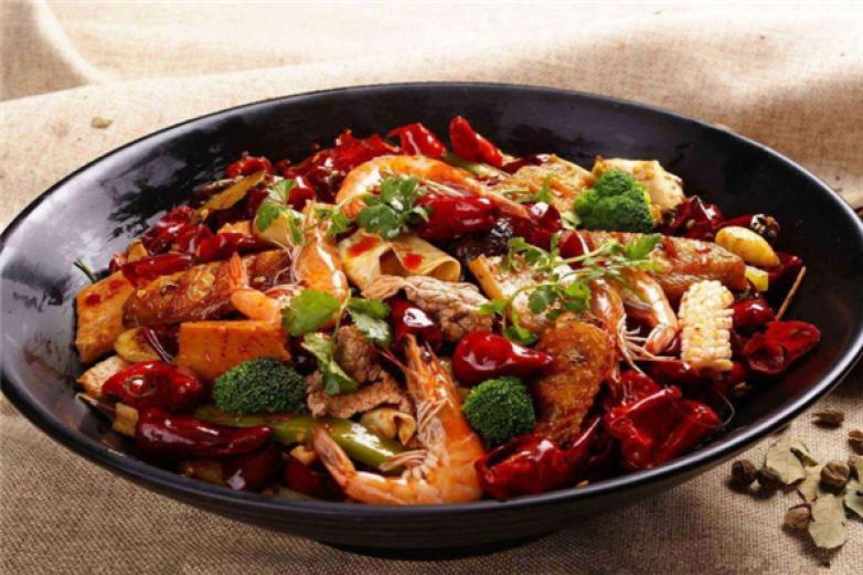 辣皇尚麻辣香锅加盟