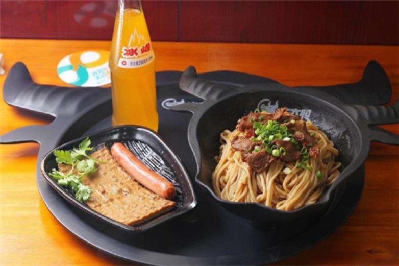 牛大胆拌面加盟