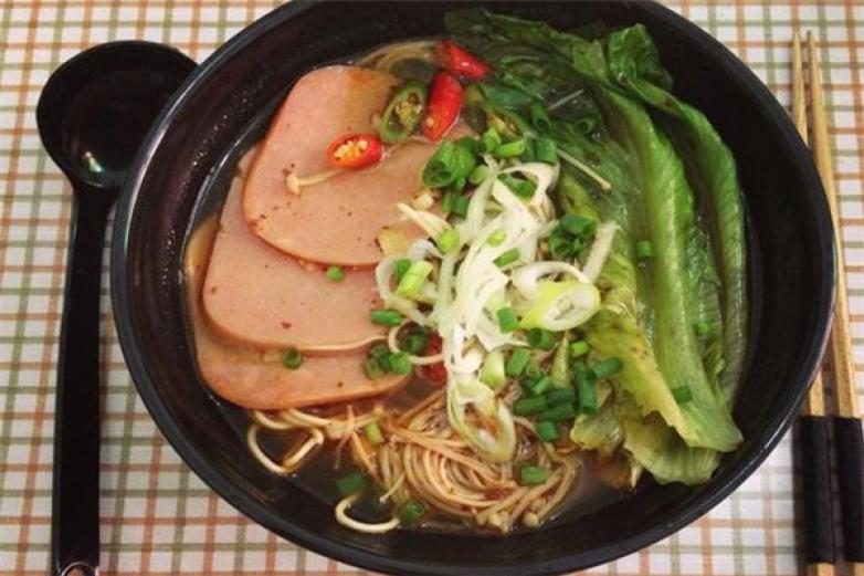 邵顺兴锅盖面加盟