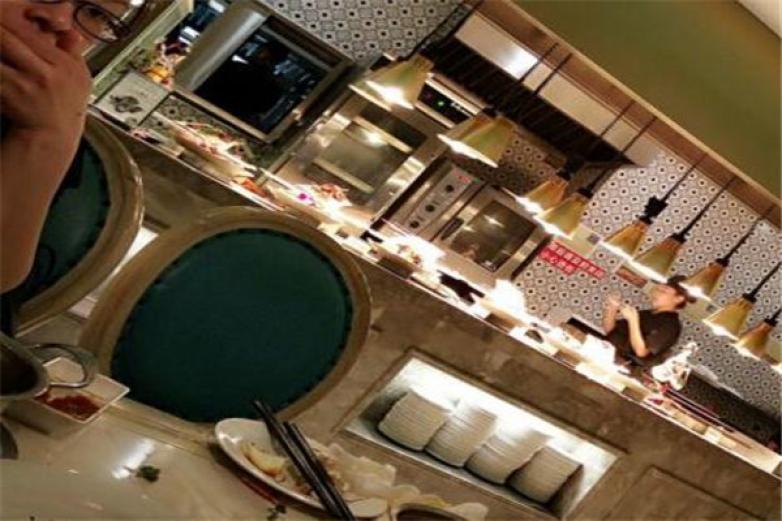 五月罗马海鲜自助加盟