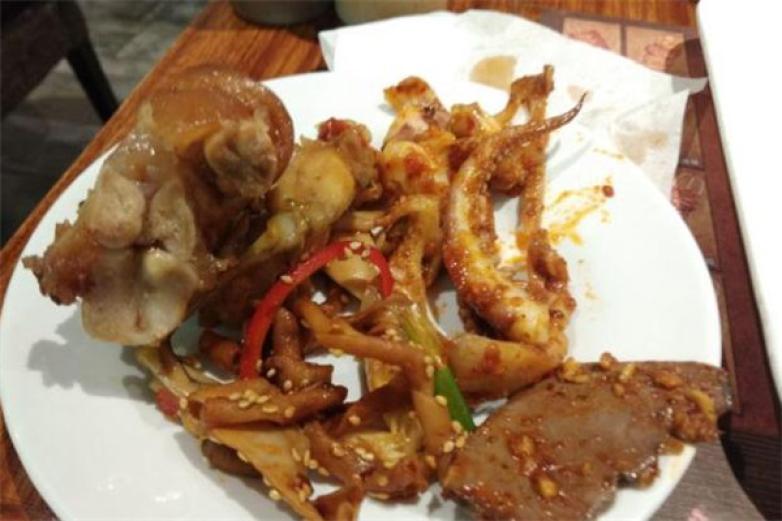 汉巴味德自助餐厅加盟