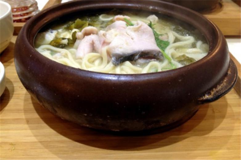 麦面哥酸菜鱼面加盟