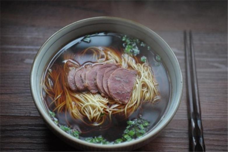 阿索金大碗牛肉面加盟