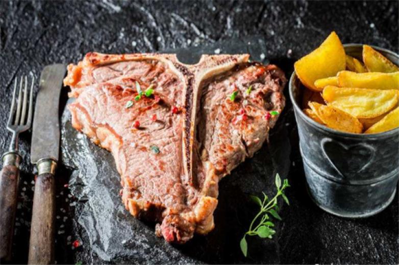 高品会牛排加盟