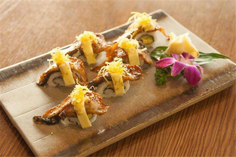 红砖和风料理加盟