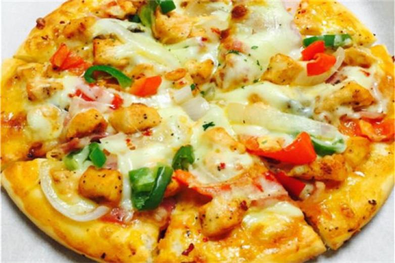 街头微披萨加盟