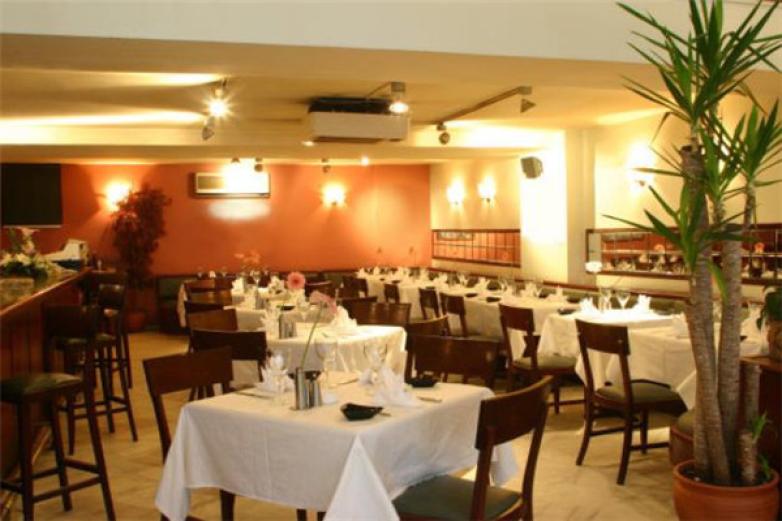 铁锅焖面馆加盟