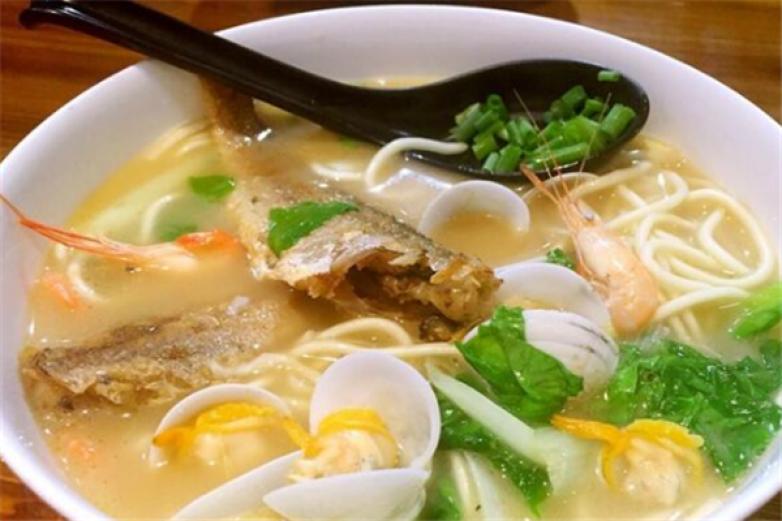 老金老汤面馆加盟