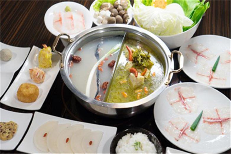 周渔儿斑鱼火锅加盟