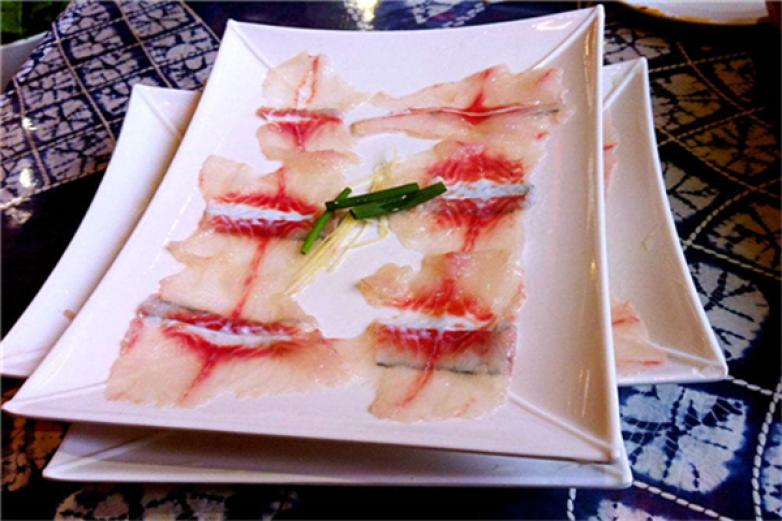 周渔儿斑鱼火锅加盟