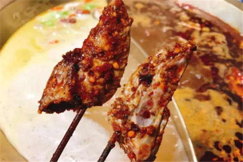 老码头串串香火锅加盟