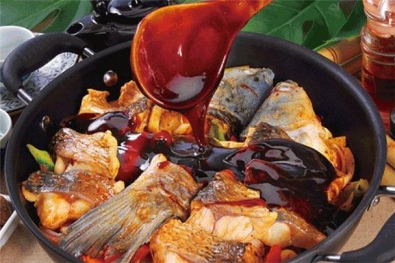 煌尚煌三汁焖锅加盟