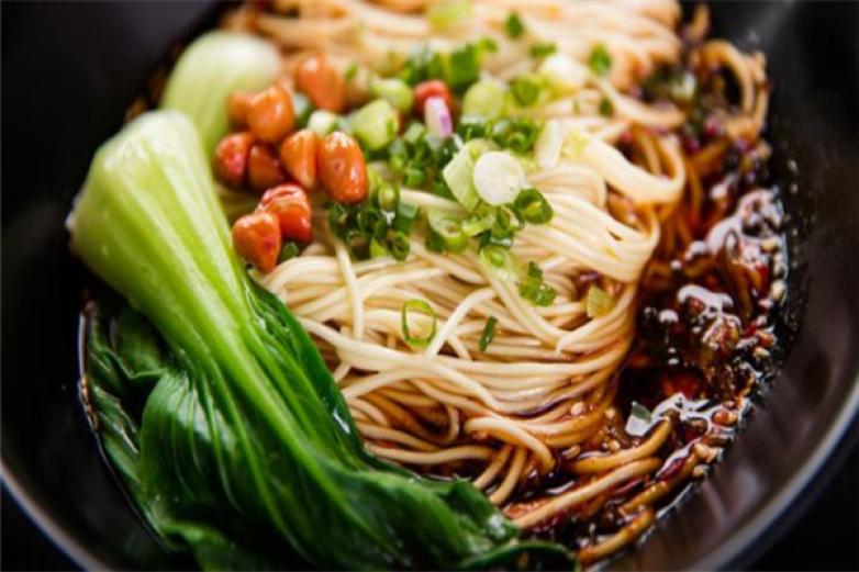 哈儿重庆小面加盟