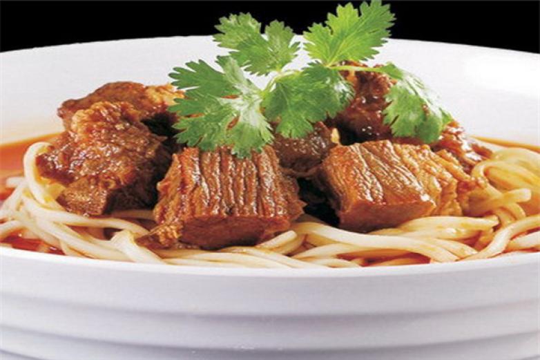 常青九村牛肉面加盟