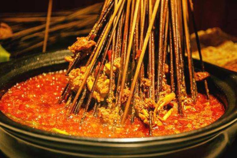 情辣辣火锅加盟