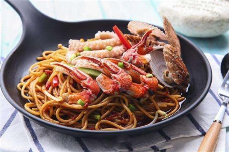 面小蟹海鲜焖面加盟 面小蟹海鲜焖面加盟