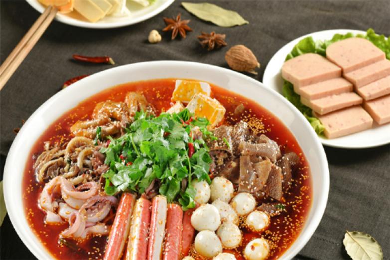 吉外婆冒菜加盟