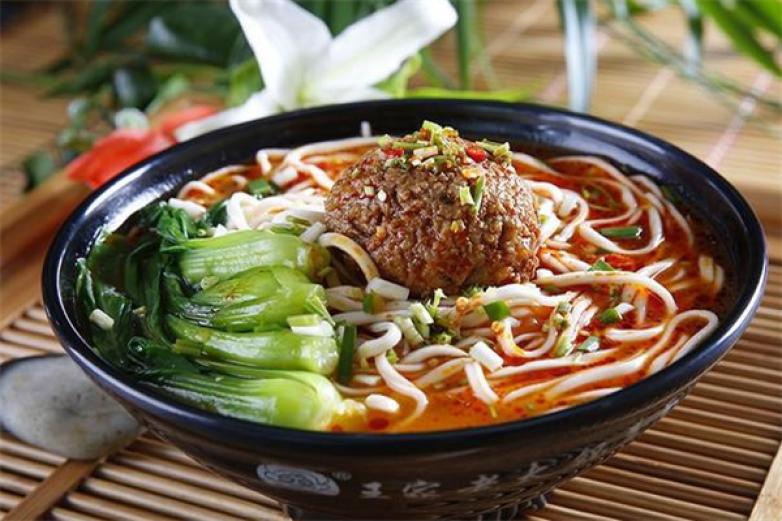 王家老太拉面加盟