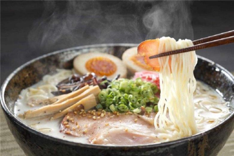 日式豚骨拉面加盟