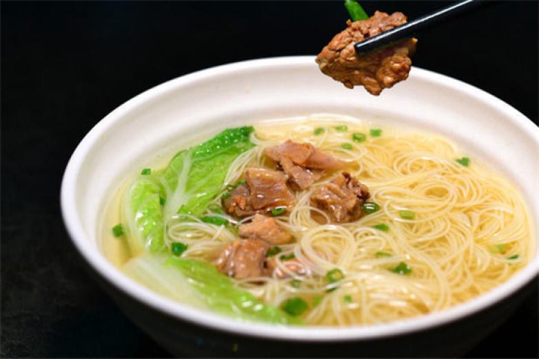 佰芳传统竹升面馆加盟