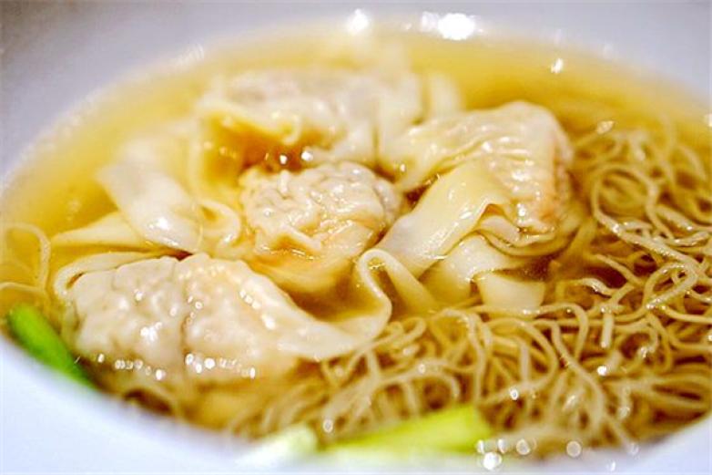 佰芳传统竹升面馆加盟