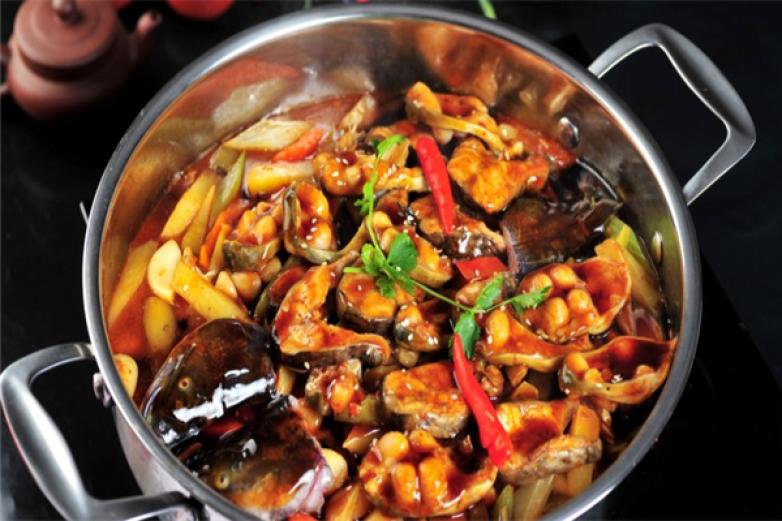 玲珑轩焖锅加盟