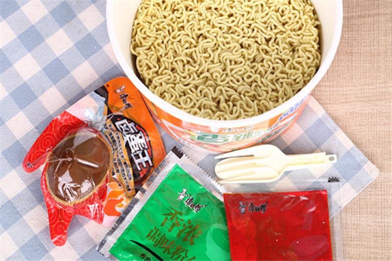 康师傅香辣牛肉面加盟