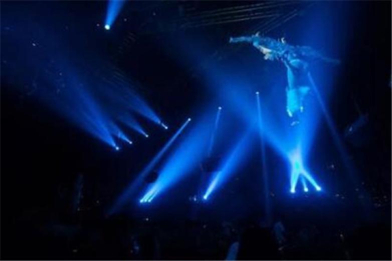 布加迪酒吧加盟