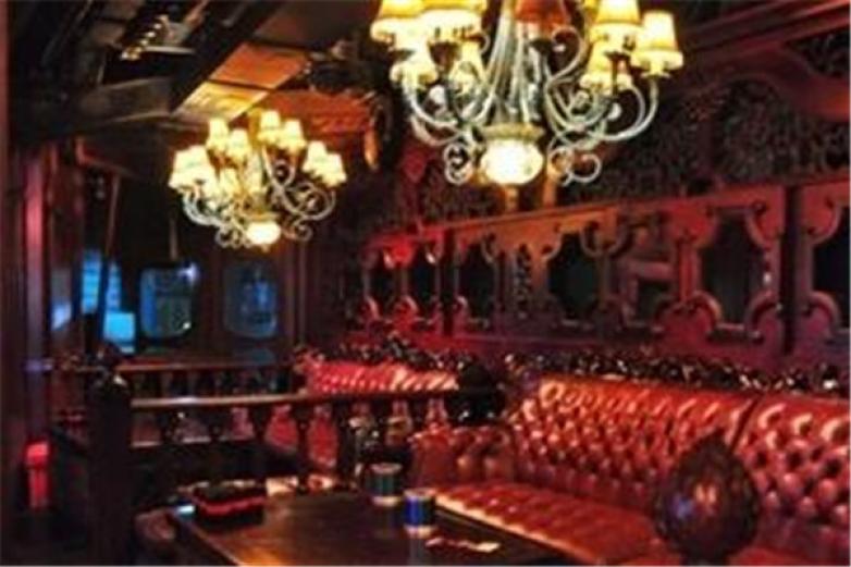 苏西黄酒吧加盟