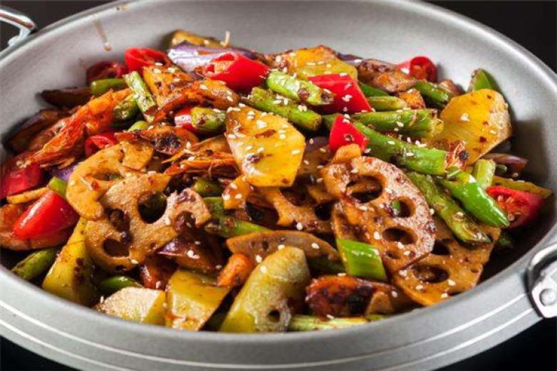 九婆麻辣香锅加盟