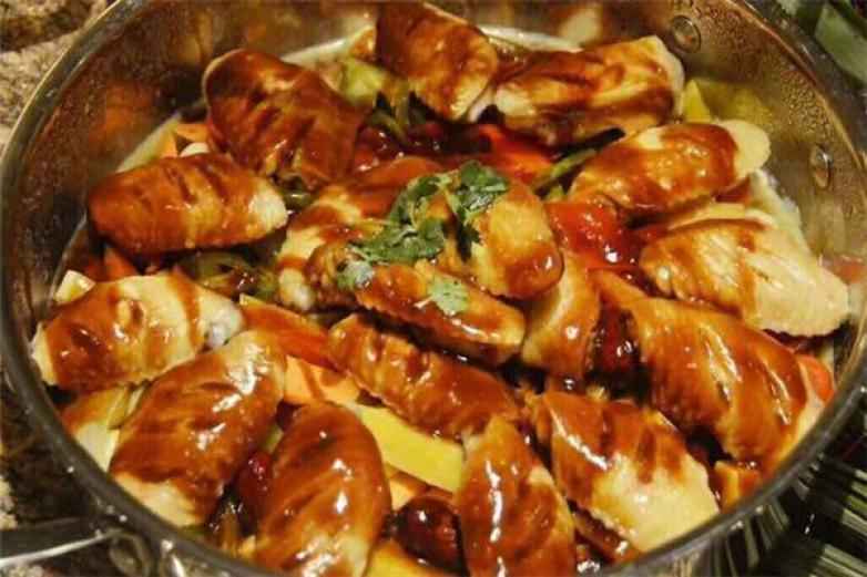 皇满福三汁焖锅加盟