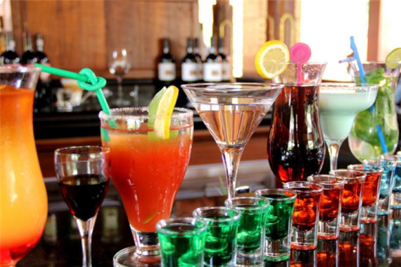 乱世佳人酒吧加盟