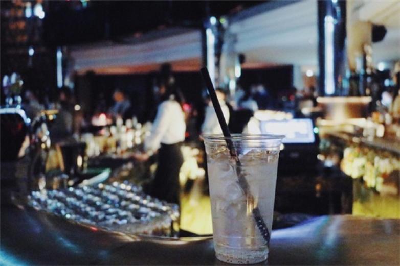 百尔乐酒吧加盟