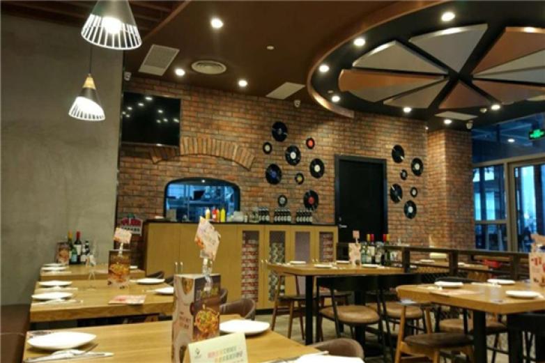 克劳尔披萨加盟