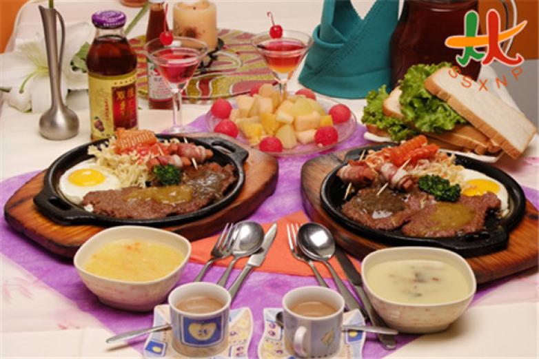 时尚小牛排西餐加盟