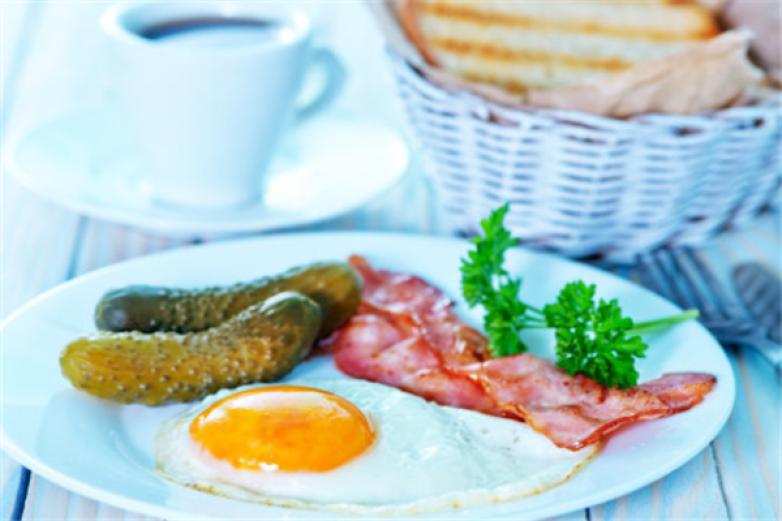 无国界扒王西餐加盟