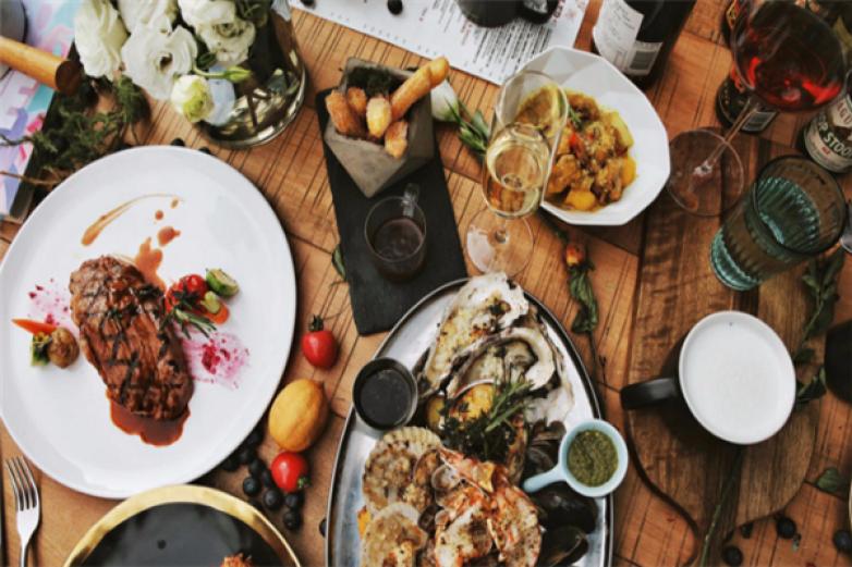 梅湾15号休闲西餐厅加盟