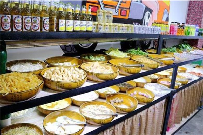 宴疆山自助火锅加盟