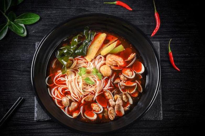 遇贝开吃花甲粉加盟