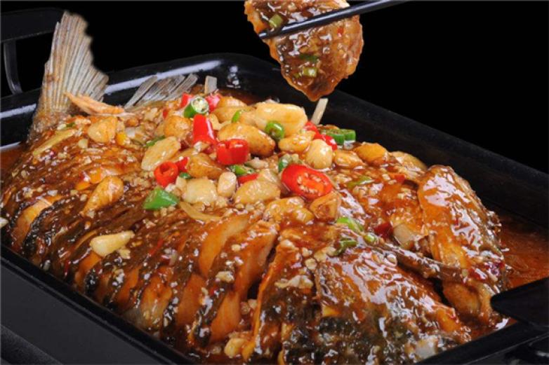 大脸猫爱吃鱼烧烤加盟