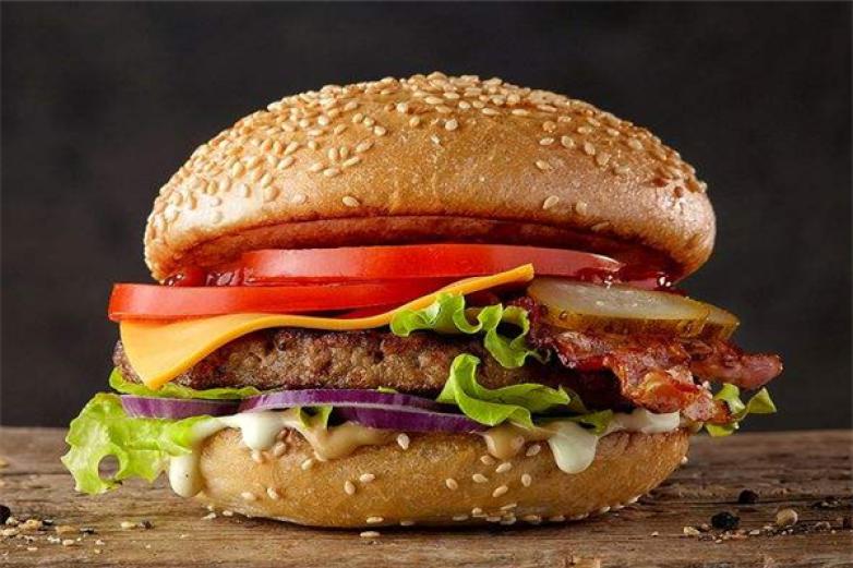 哈特堡阳光餐厅加盟