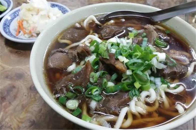 宏爷牛肉面加盟