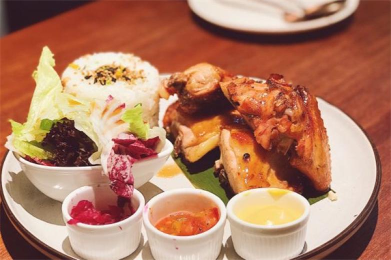 小黄点蓝带西餐厅加盟