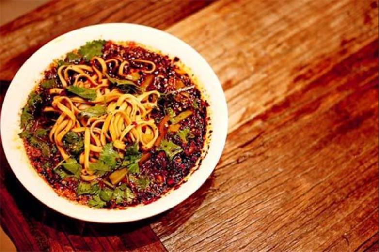 郎一家麻辣面加盟