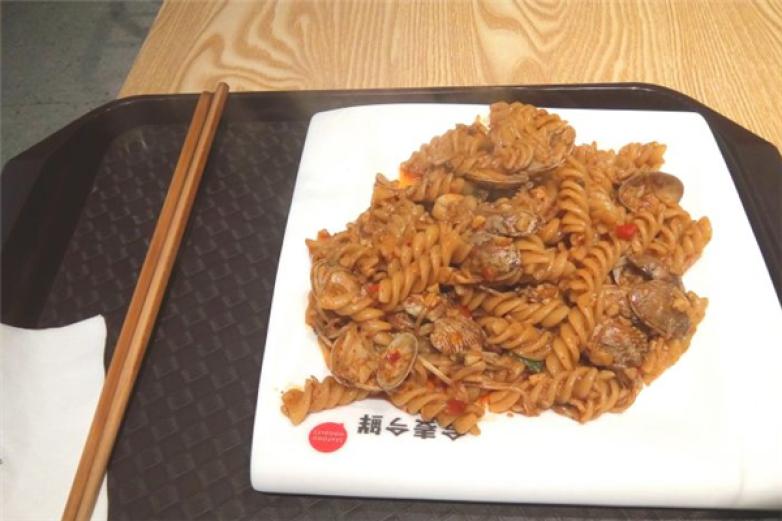 今麦今鲜海鲜焖面加盟